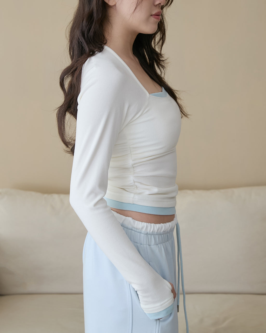 側抽皺撞色假兩件Bra Top