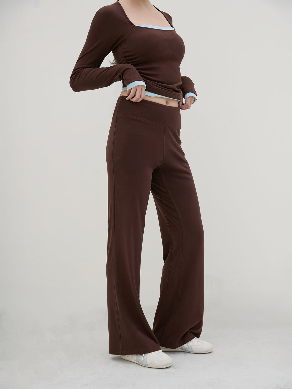 發熱直筒修身褲