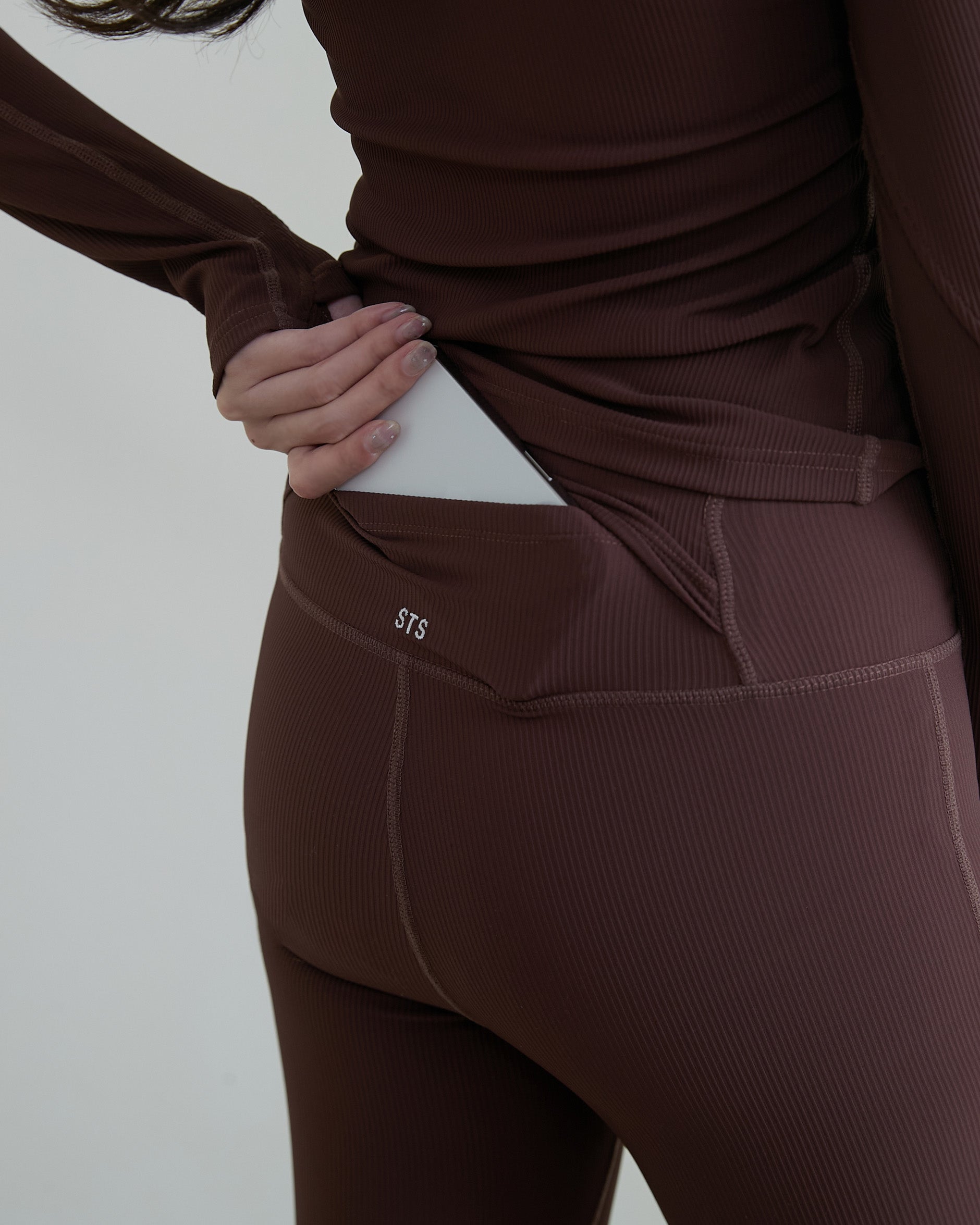 修身坑條微喇叭褲