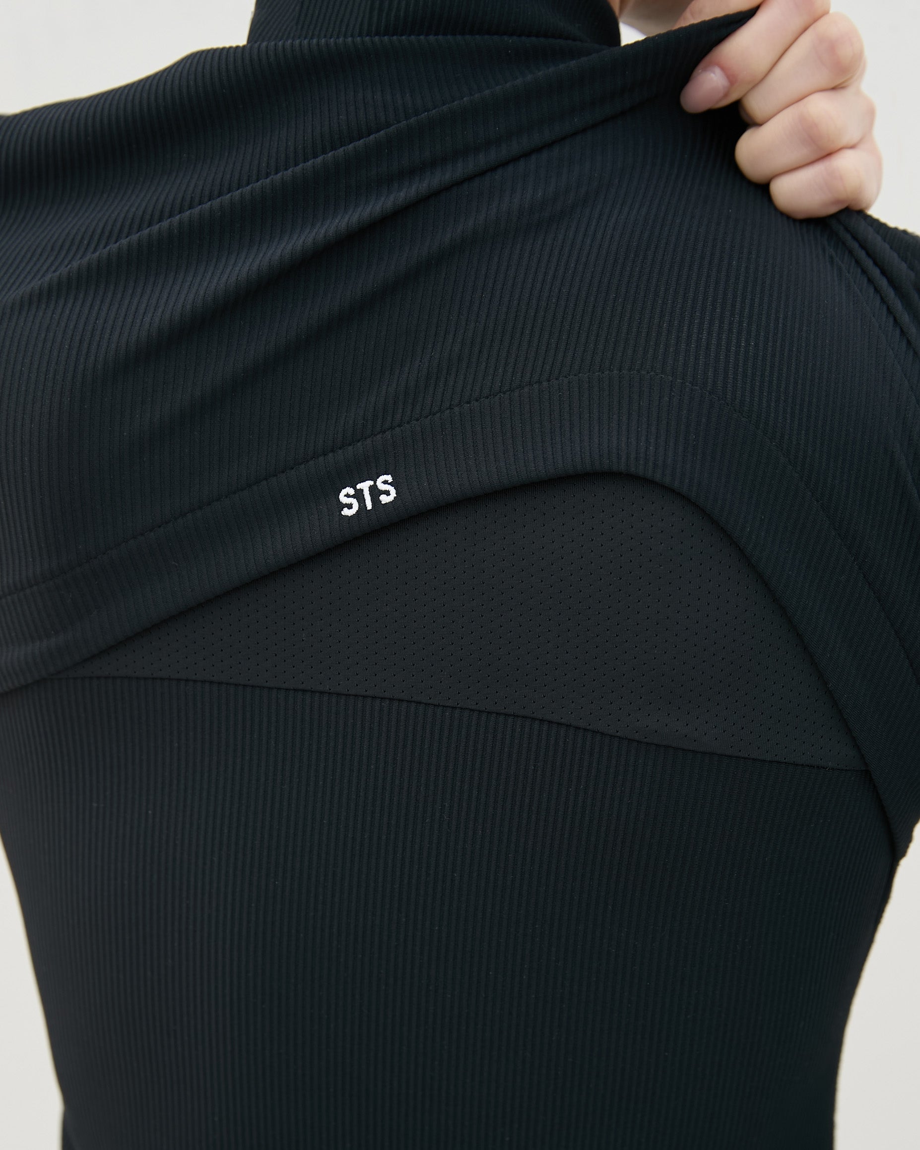 半拉鍊坑條長袖Bra Top