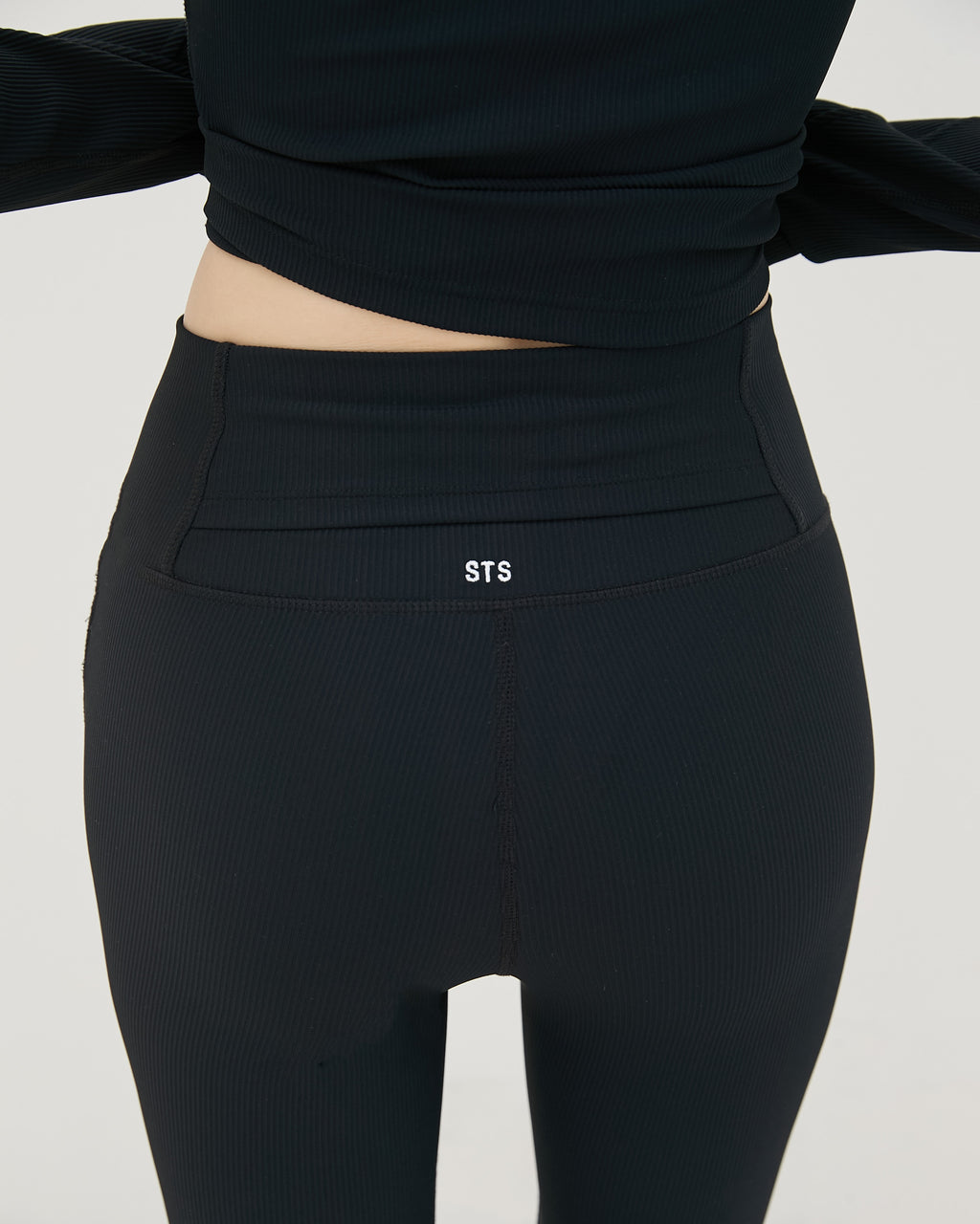 修身坑條微喇叭褲