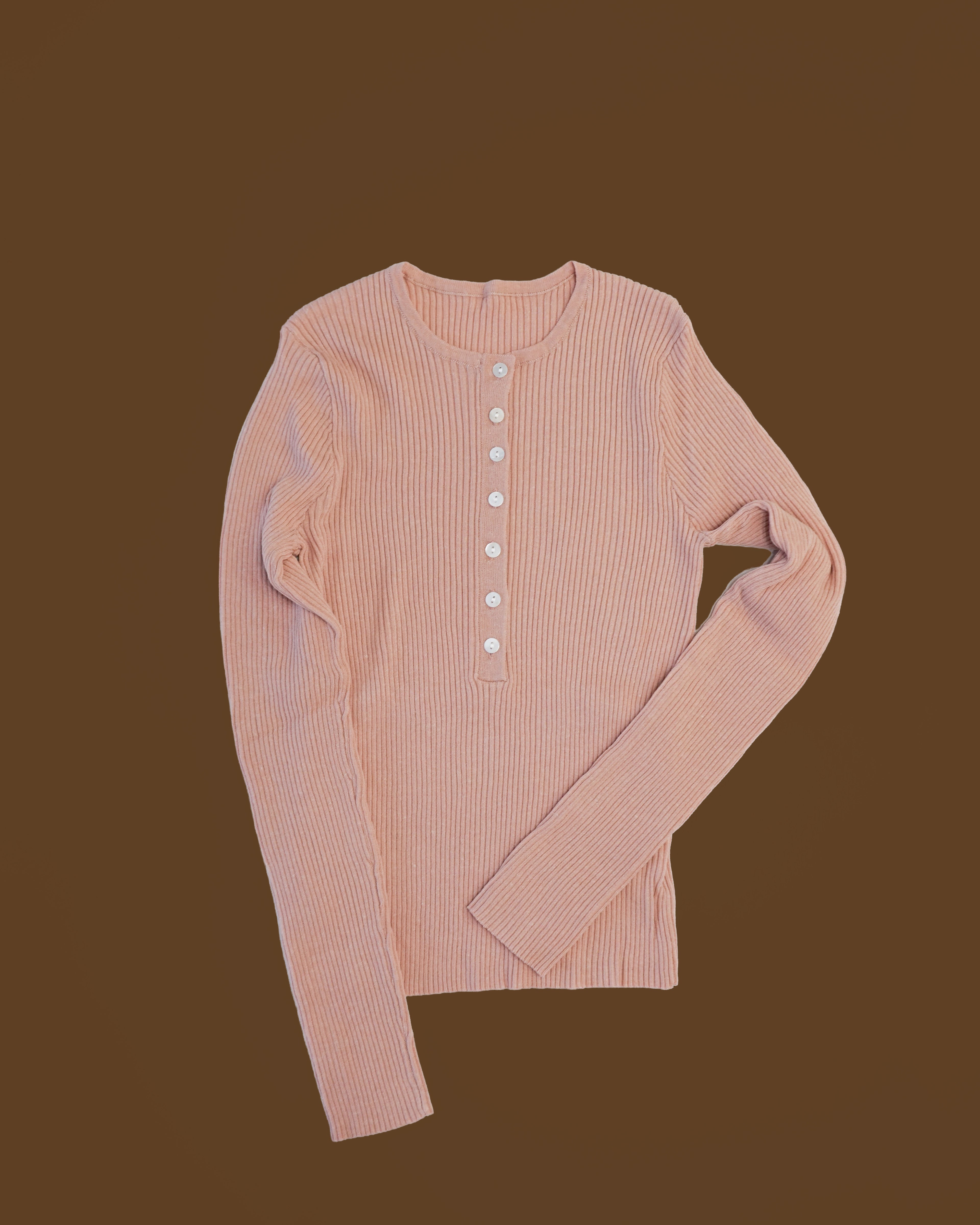 坑條圓領針織長袖上衣