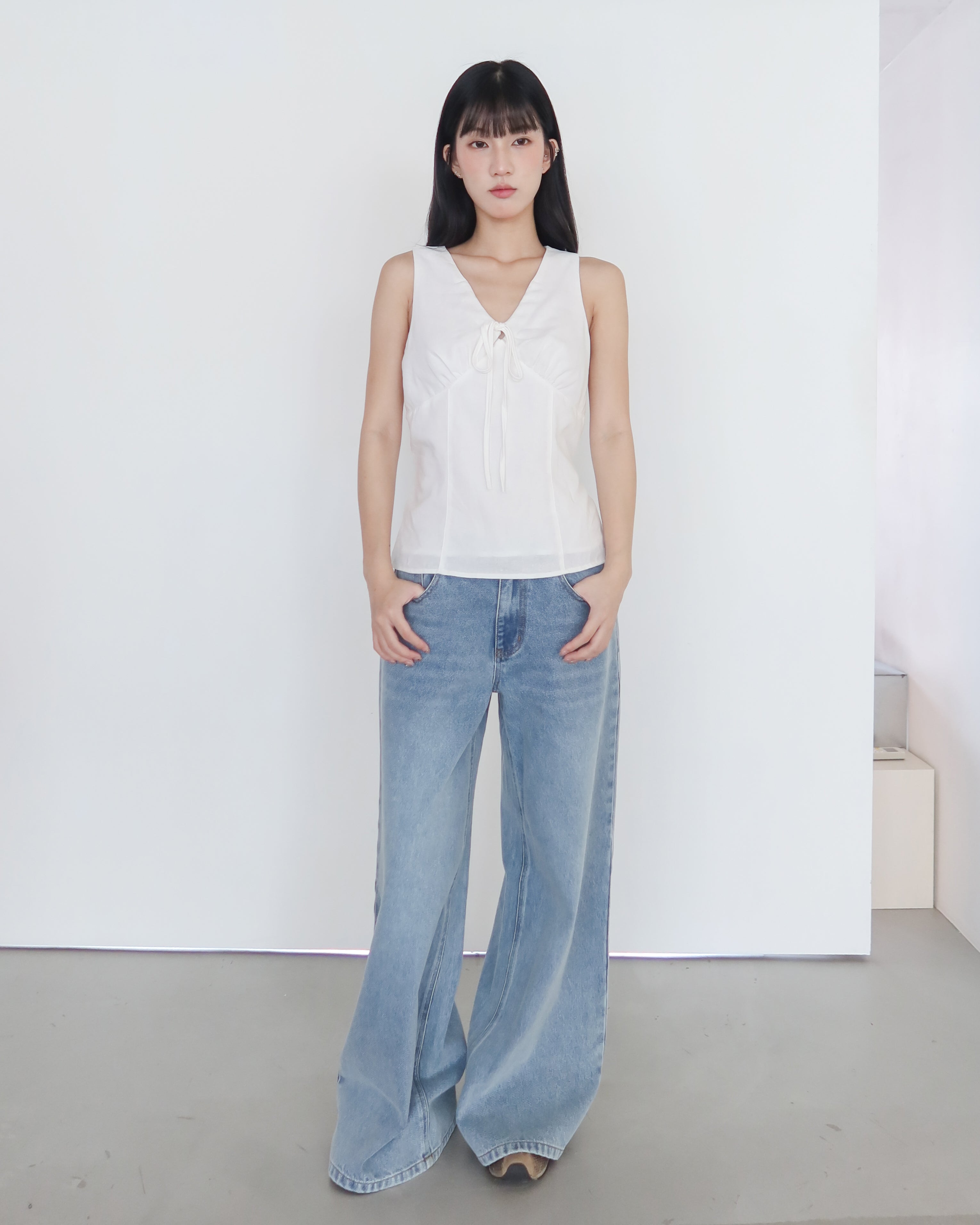 氣質V領綁帶無袖上衣 #白