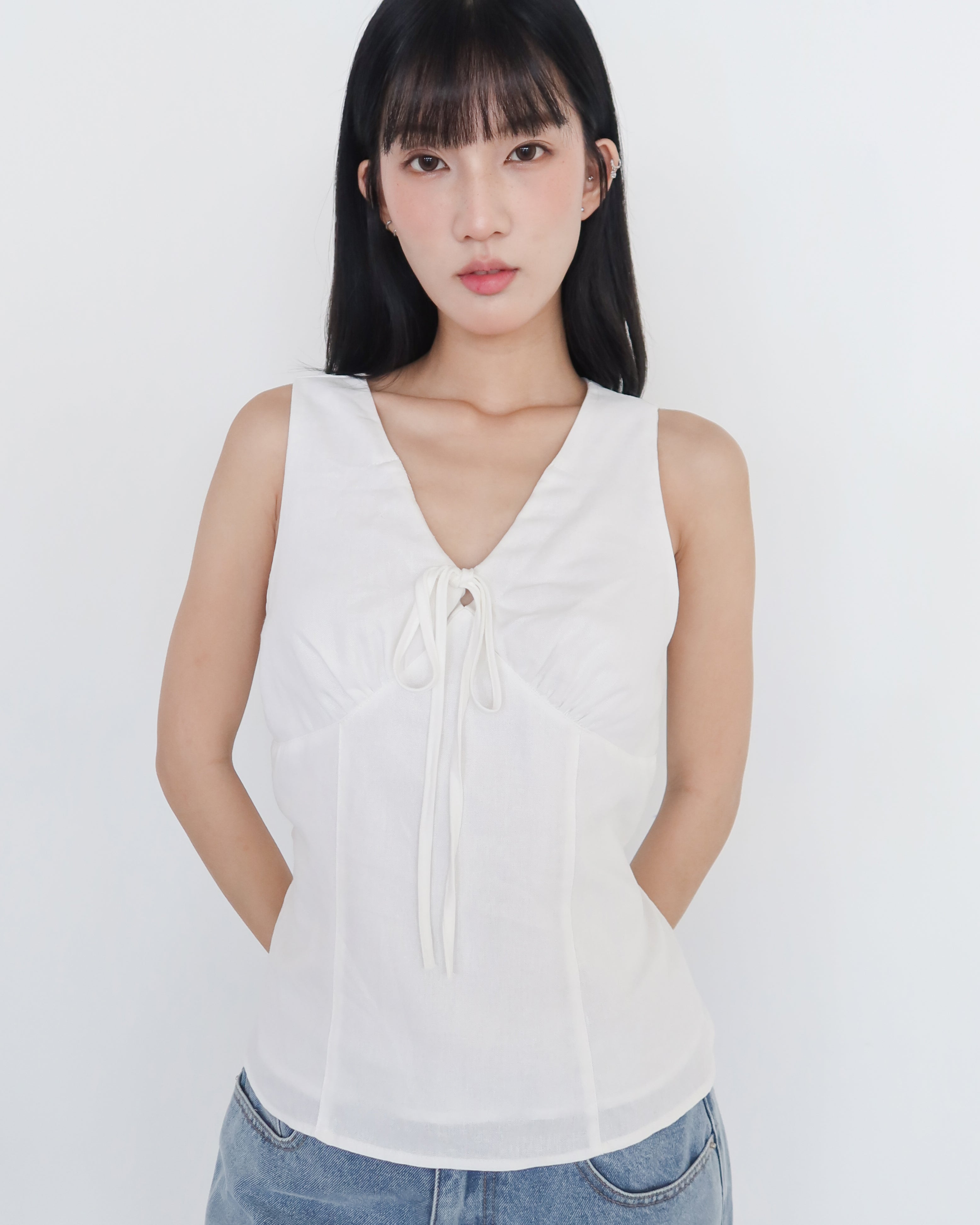 氣質V領綁帶無袖上衣 #白