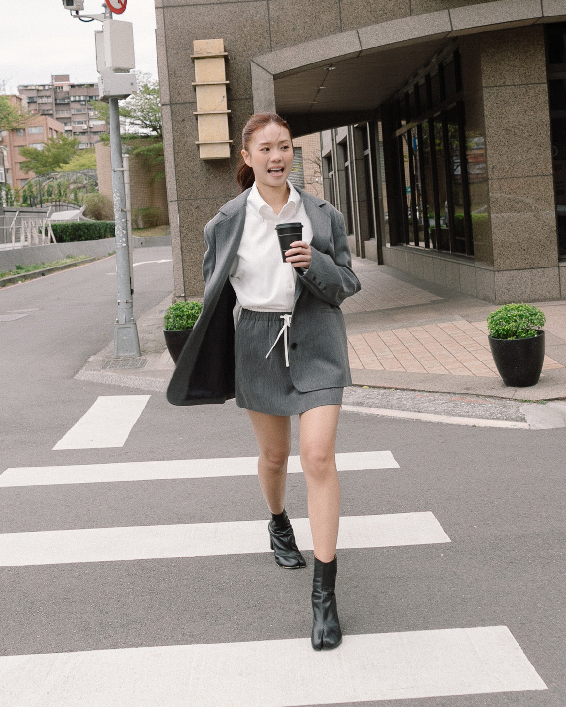 寬版抗皺長袖襯衫