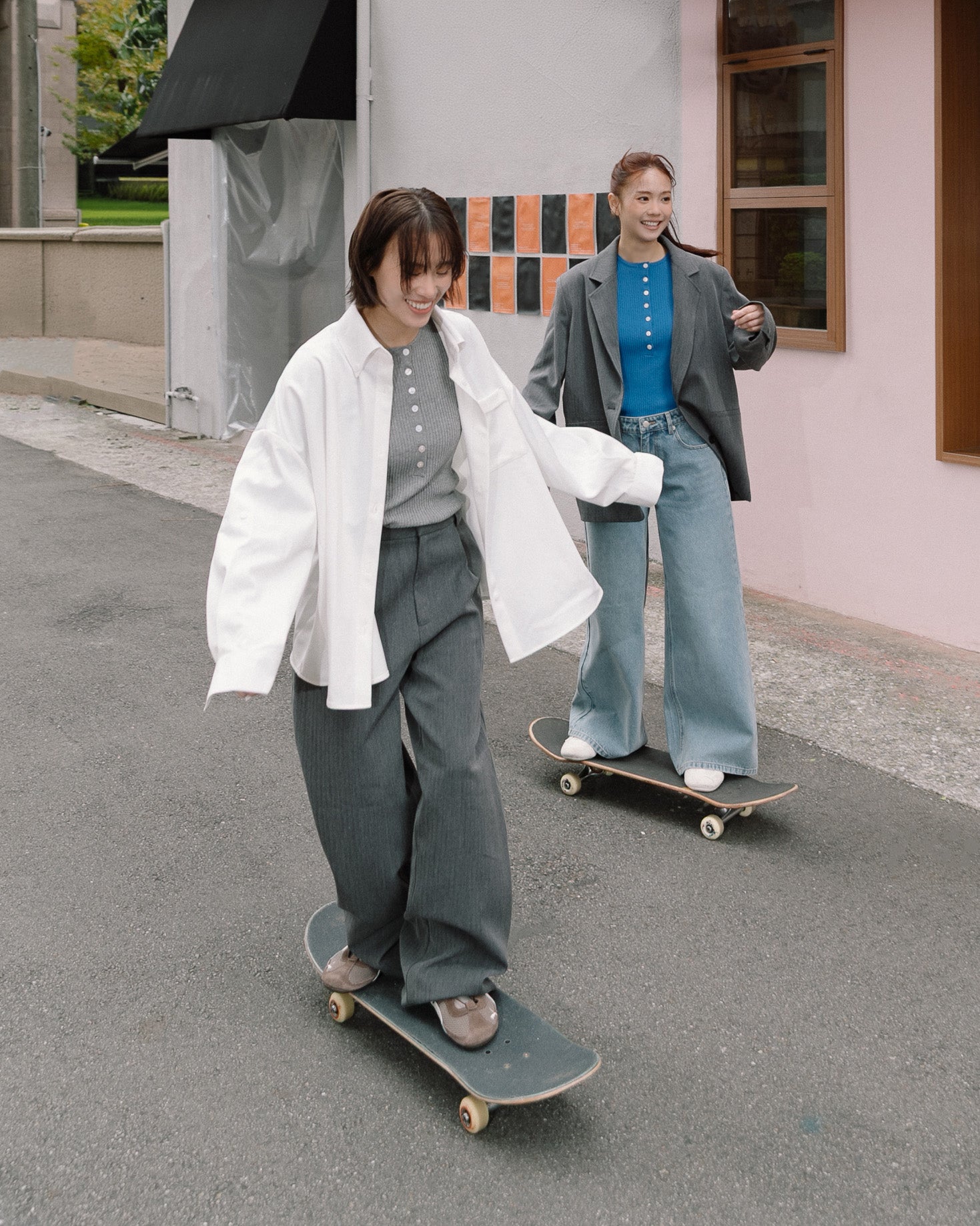 坑條圓領針織長袖上衣