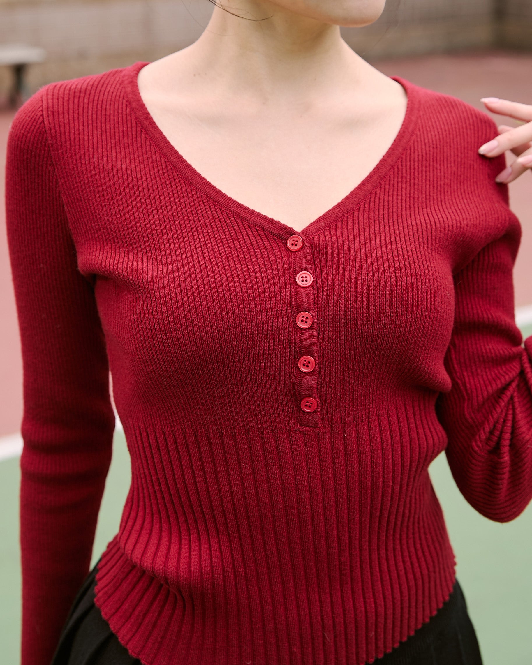 V領針織長袖上衣