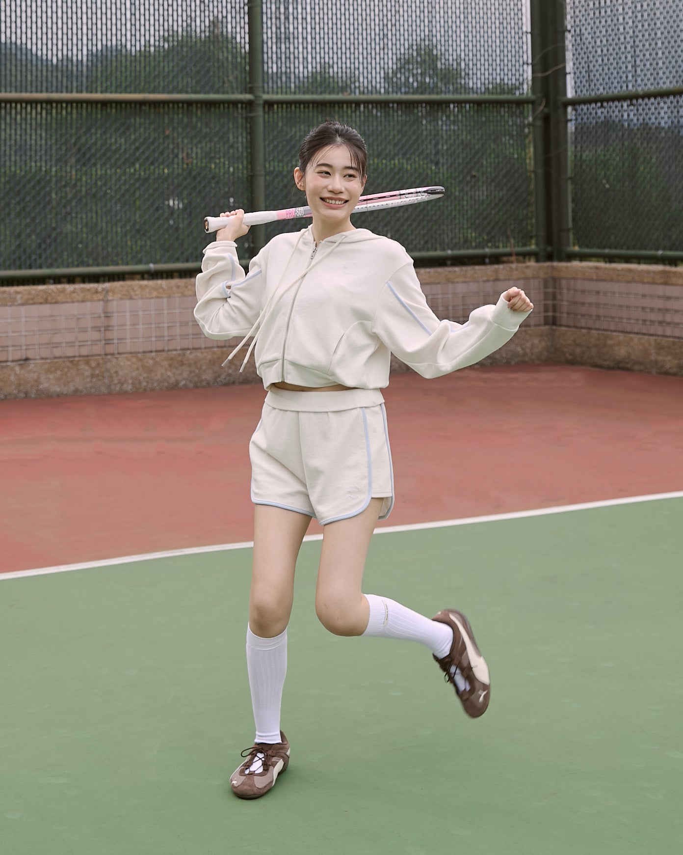 Cozy撞色連帽外套