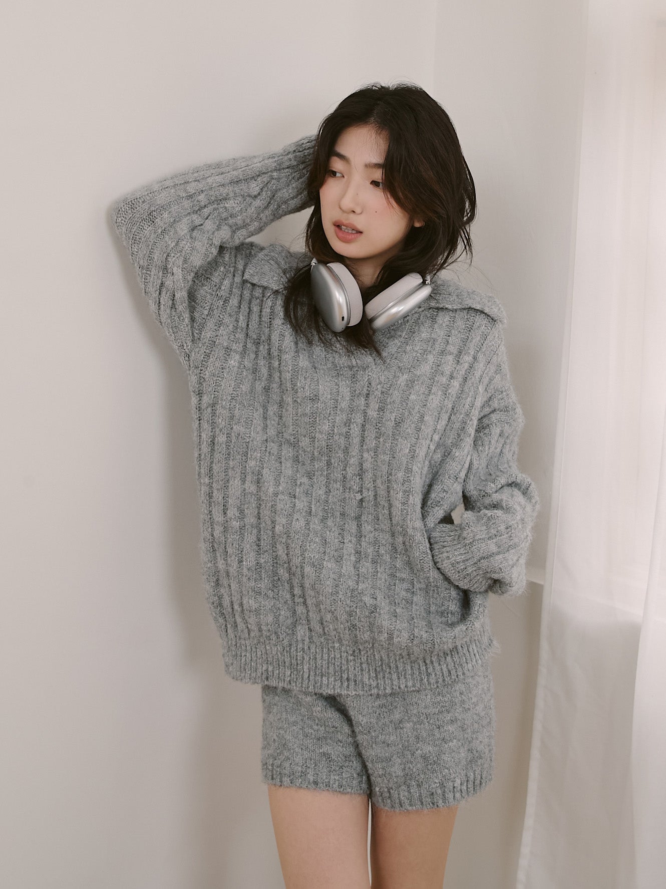 坑條翻領針織上衣