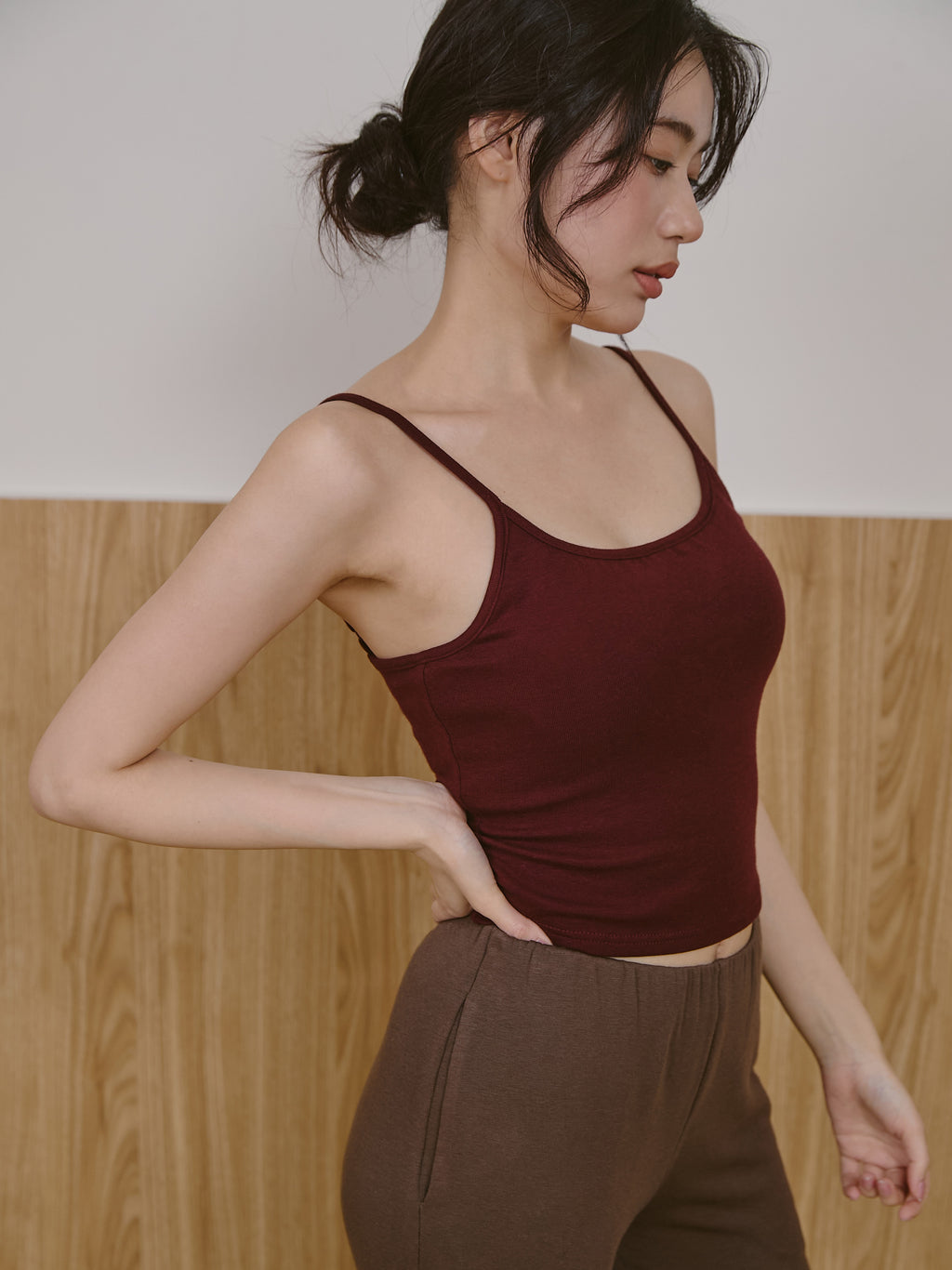 一字領罩衫 ( 附可調肩帶Bra top）