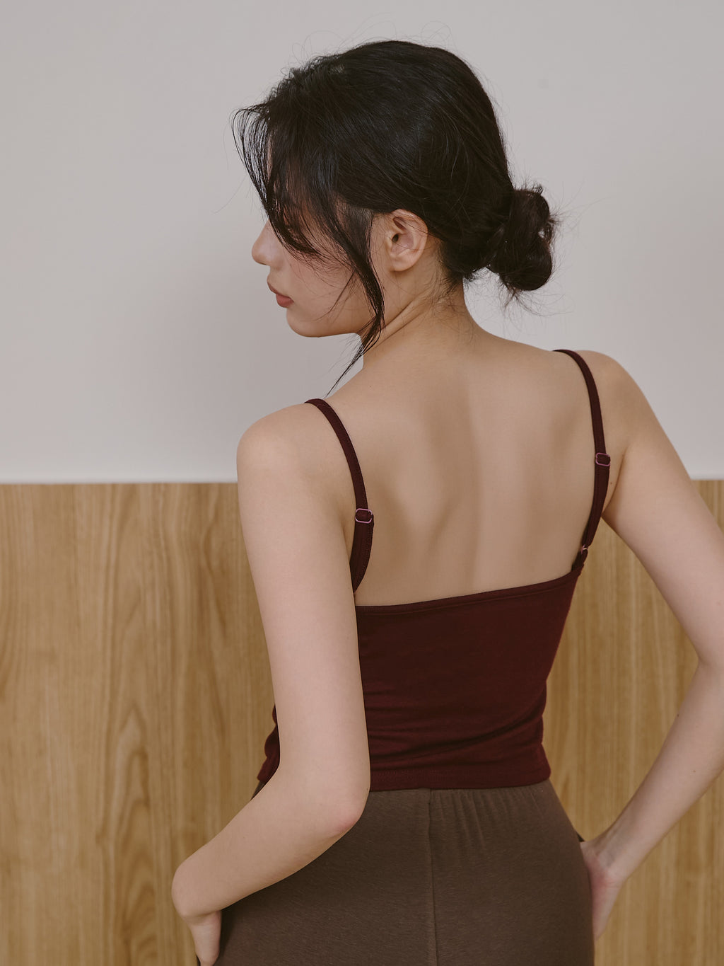 一字領罩衫 ( 附可調肩帶Bra top）