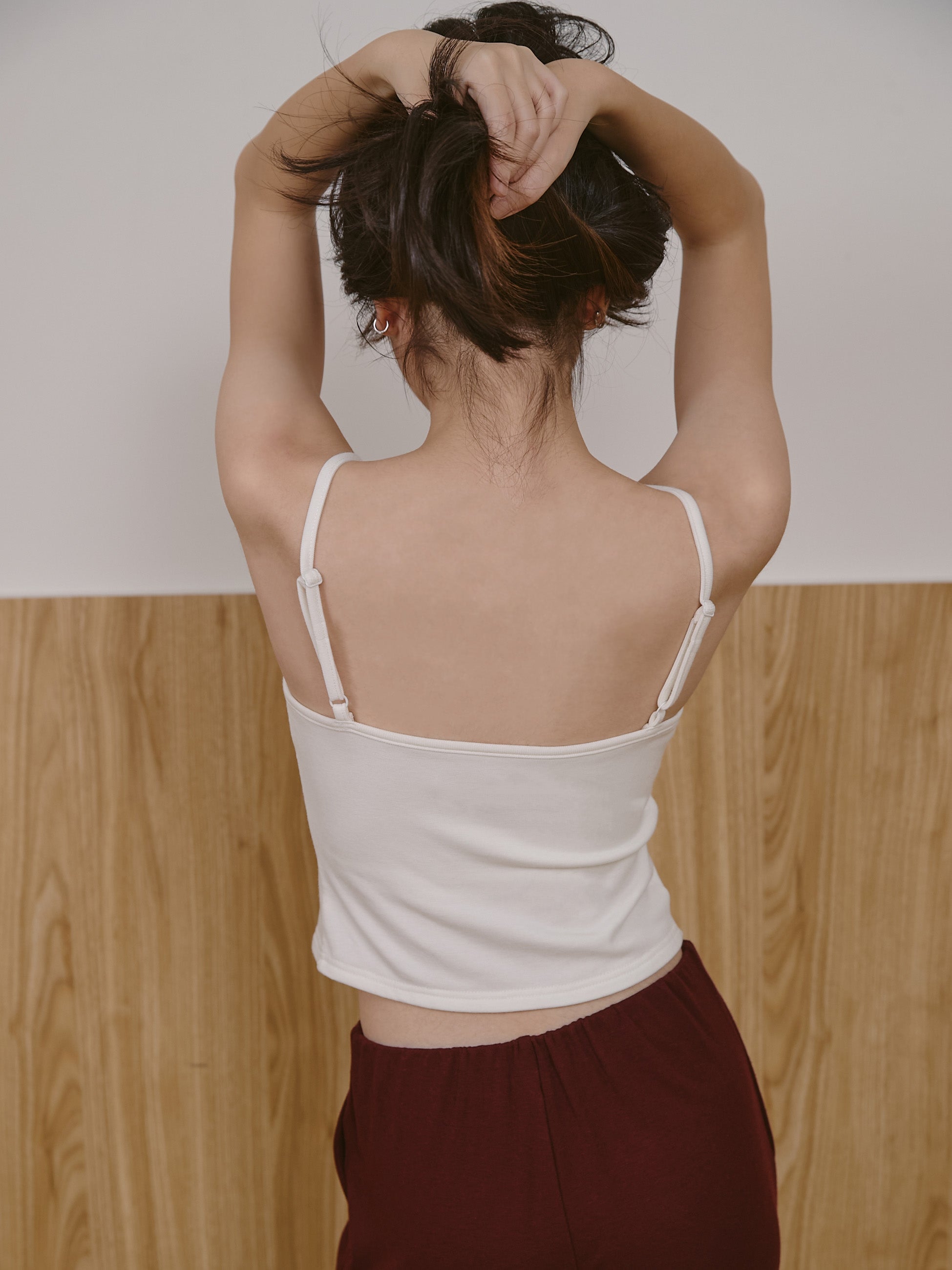 一字領罩衫 ( 附可調肩帶Bra top）