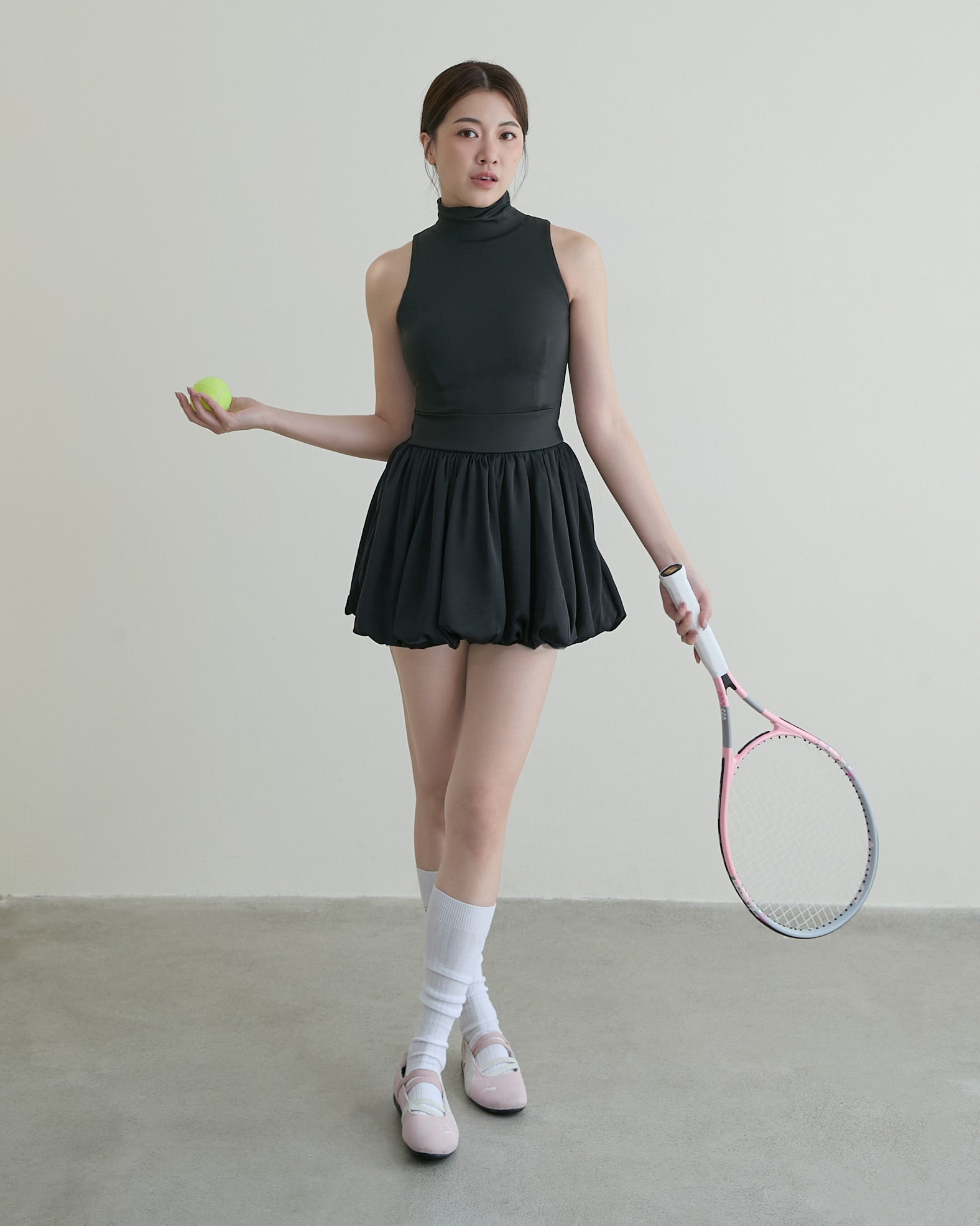 後挖洞花苞洋裝(附網球褲)