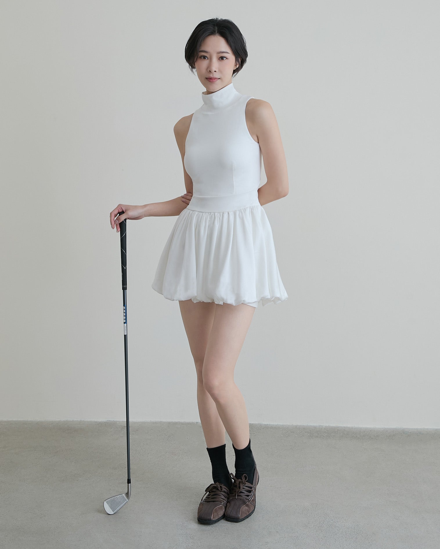 後挖洞花苞洋裝(附網球褲)