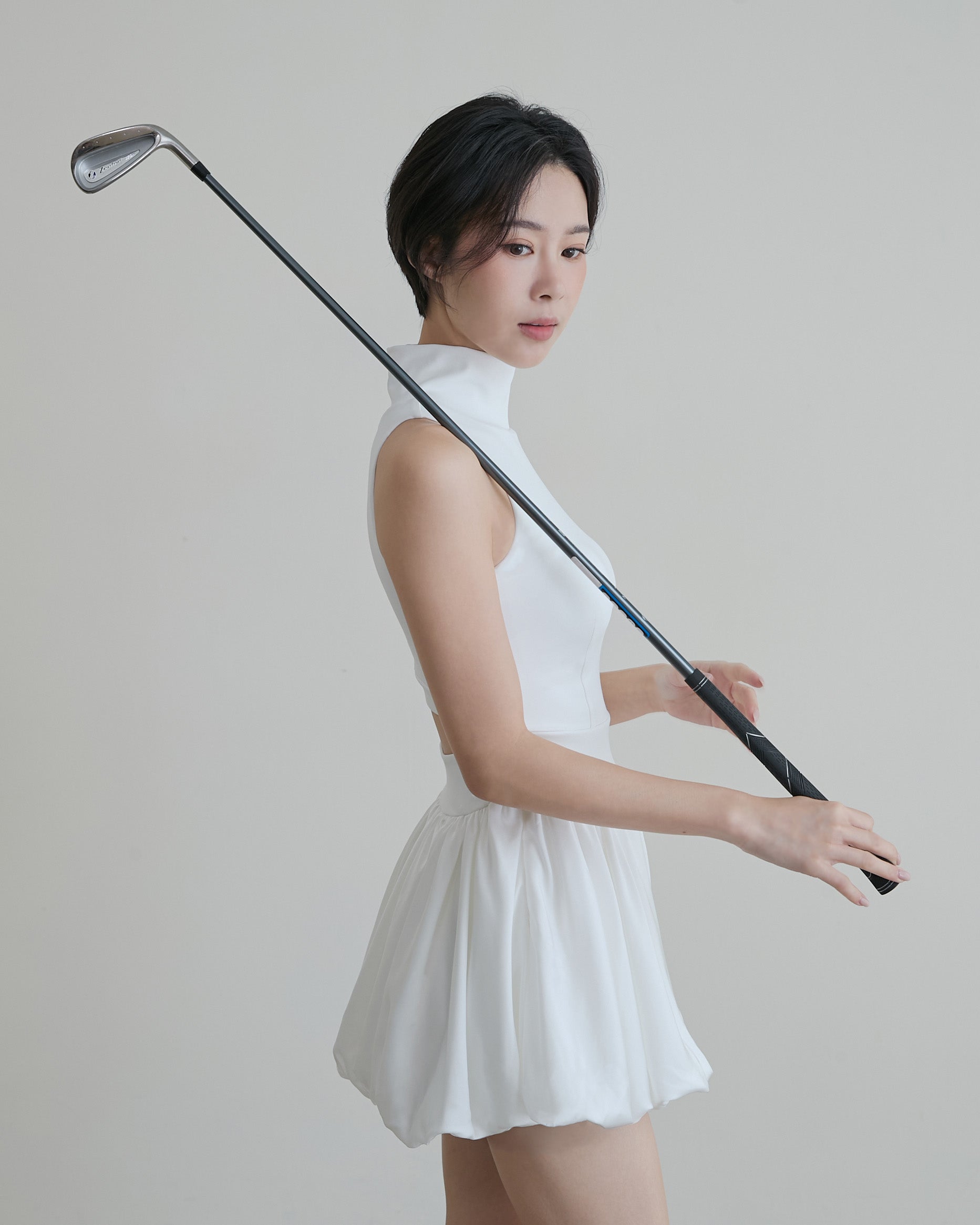 後挖洞花苞洋裝(附網球褲)