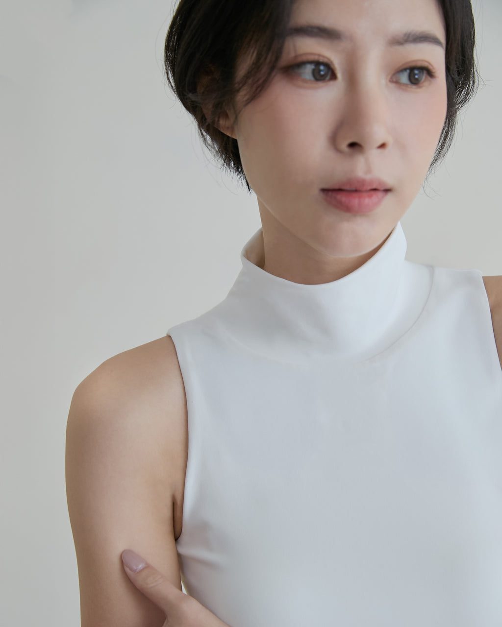 後挖洞花苞洋裝(附網球褲)